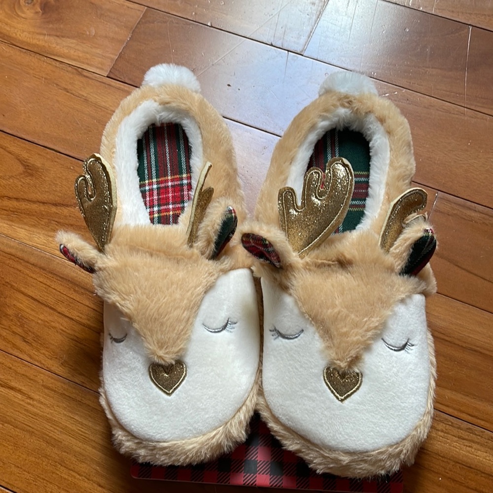 Deer plush slippers with plaid and sparkle accents. size 9 women's New